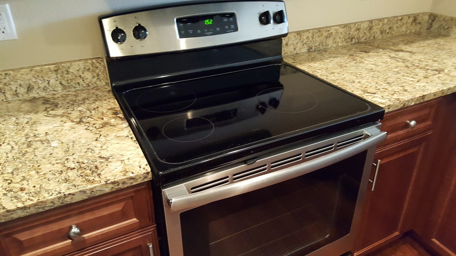 SWFL appliance repair technician at work